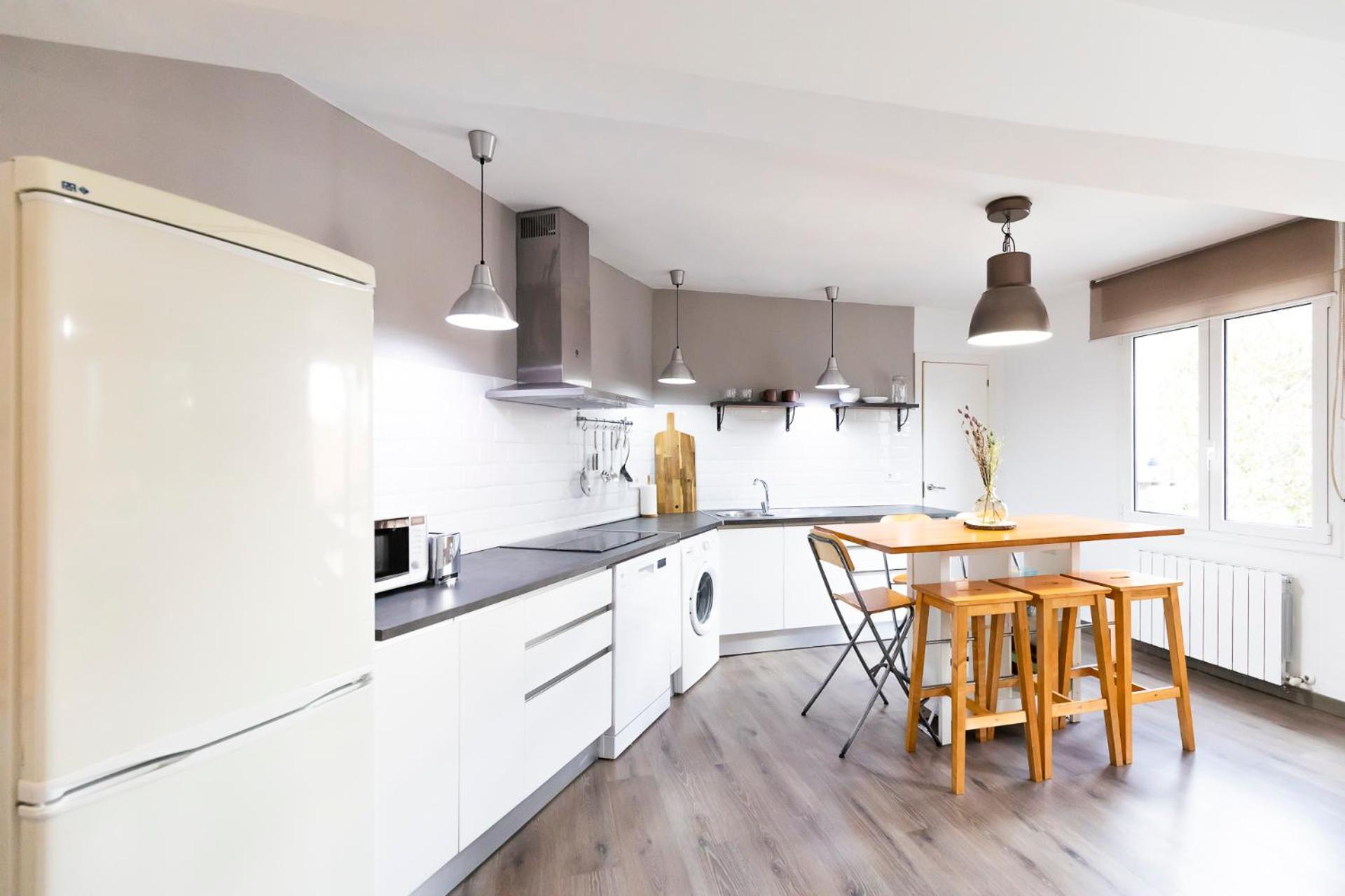 Akomodat En Apartamento Luminoso Junto Al Paseo De La Ria Bilbau Exterior foto
