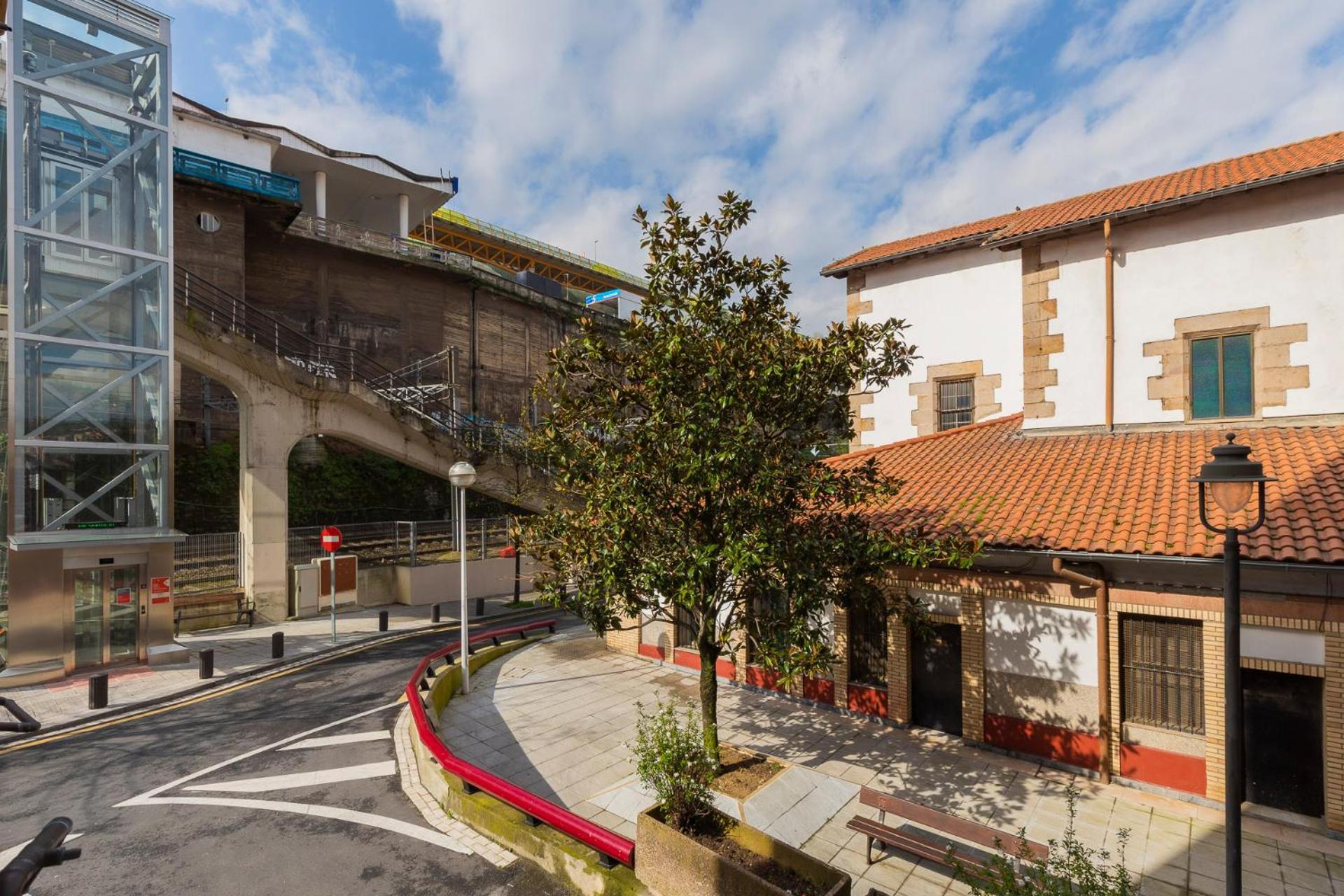 Akomodat En Apartamento Luminoso Junto Al Paseo De La Ria Bilbau Exterior foto